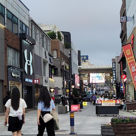 Отель Jeju Vision House Экстерьер фото