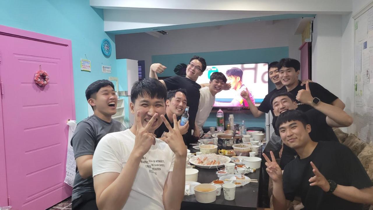 Отель Jeju Vision House Экстерьер фото